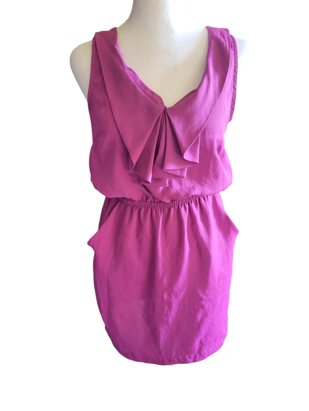 Silence & Noise Sleeveless Ruffle Front Dress Magenta sz XS
